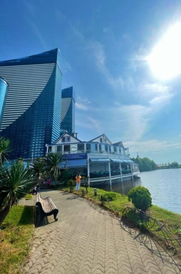 Aparthotel Orbi City Batoemi Buitenkant foto