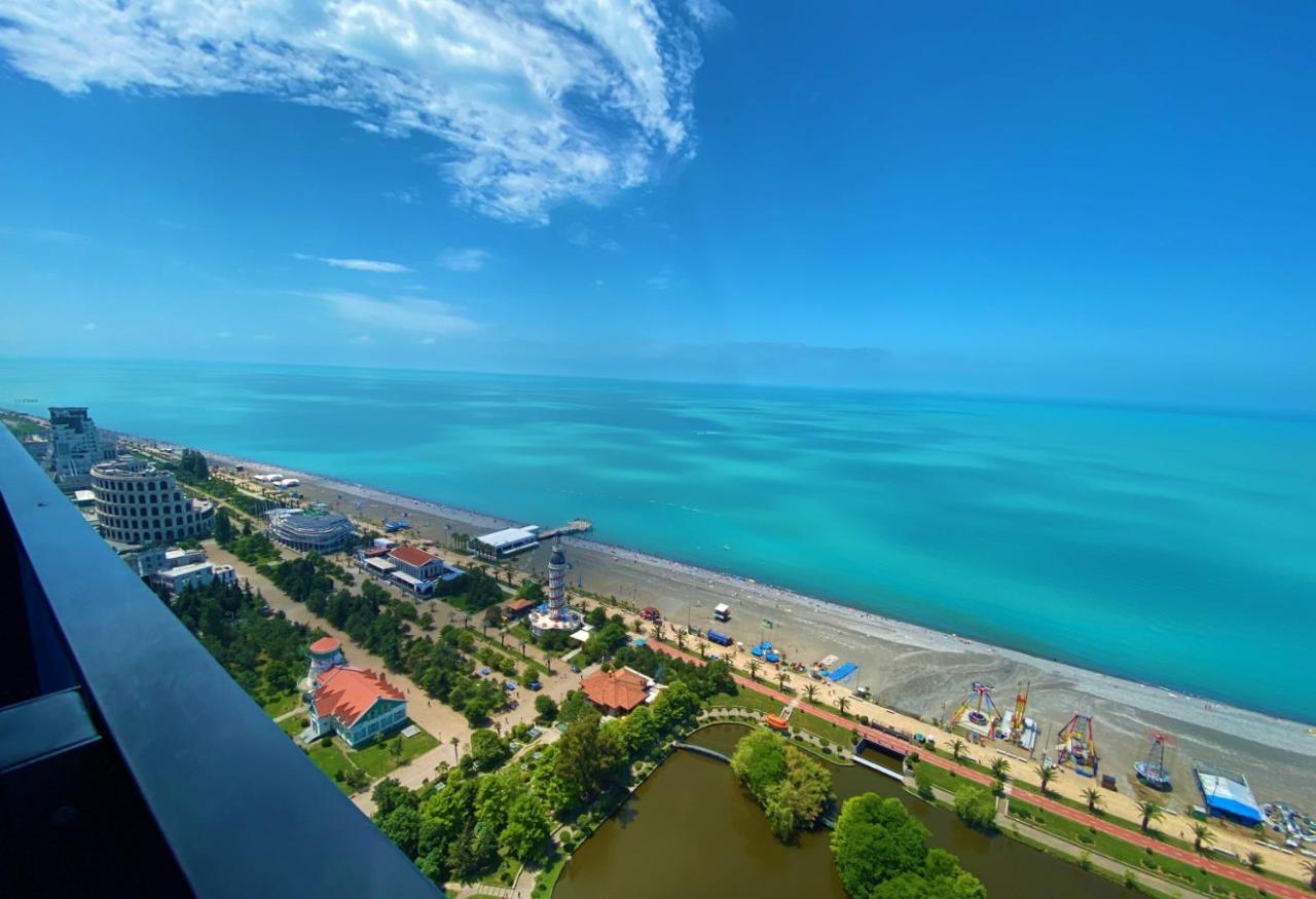 Aparthotel Orbi City Batoemi Buitenkant foto