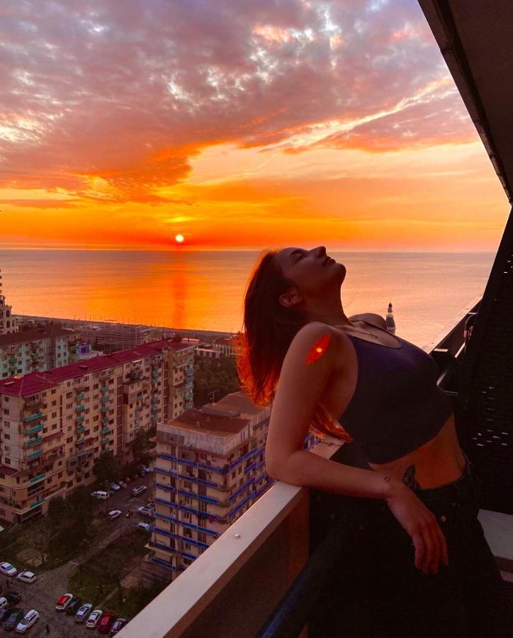 Aparthotel Orbi City Batoemi Buitenkant foto