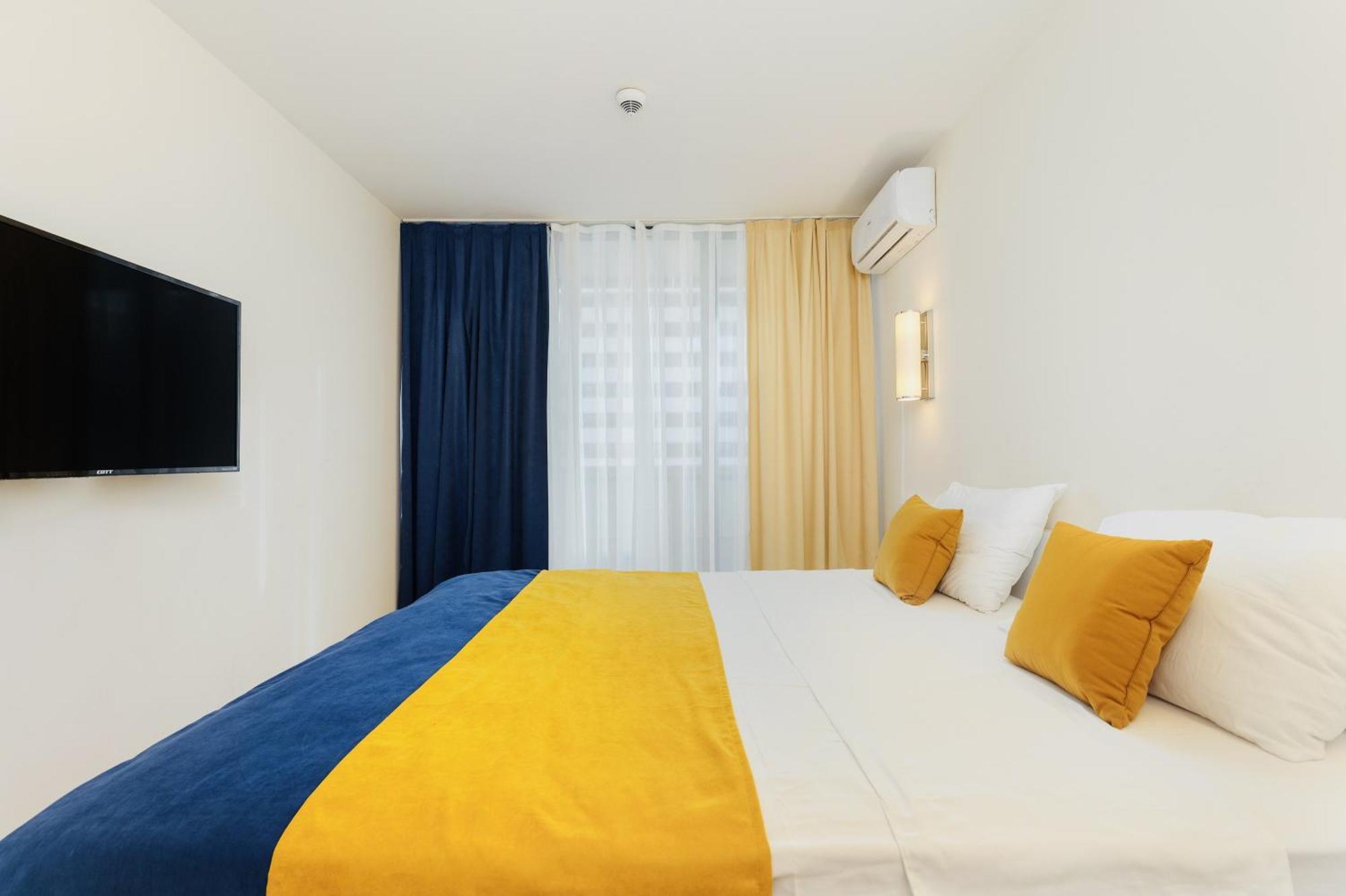 Aparthotel Orbi City Batoemi Buitenkant foto